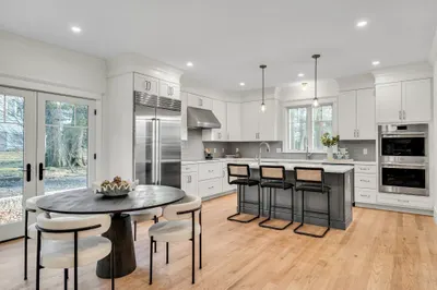 19 Deering Ave 1