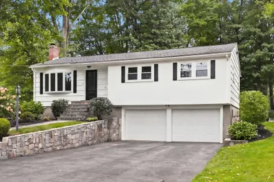 41 Marron Ave 1