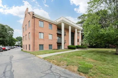 31 Church Green #101 1