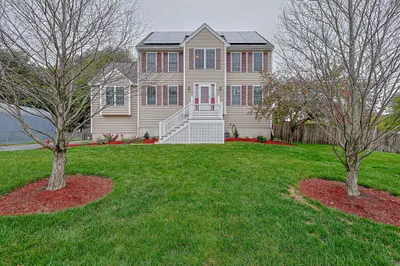 91 Edgewood Ave 1