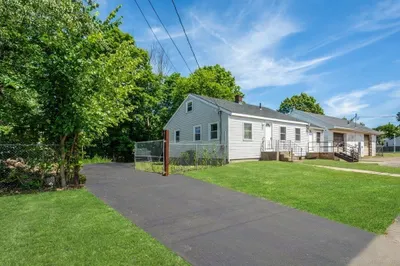 20 Lincoln St 1