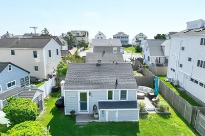 4 Carter Avenue