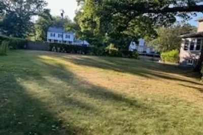 350 Blue Hill Ave