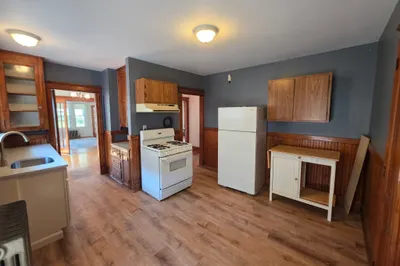 431 Eastern Ave #2