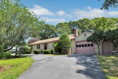 4 Silver Lane