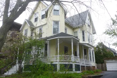16 Lee St #2
