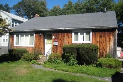 36 Hoover Ave 1