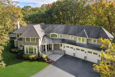189 Bridle Trail Rd