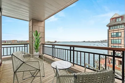 50 Battery St #311