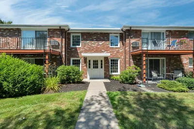 96 Fountain Ln #11