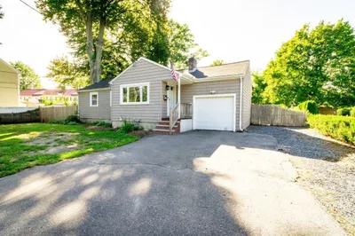 505 Winter Street 1