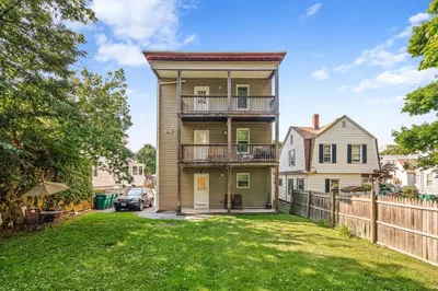 18 St. Clair Street #3 1
