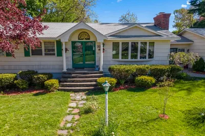 23 Duston Dr 1