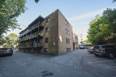 10 Coffey St #25 1
