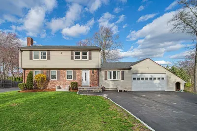 28 Hampden Dr