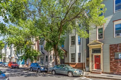 170 Putnam St 1