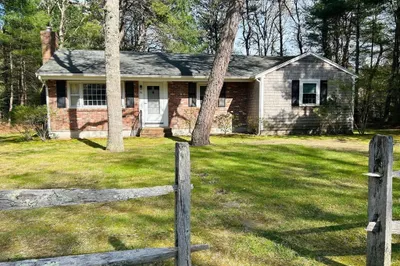 36 Bennets Neck Dr 1