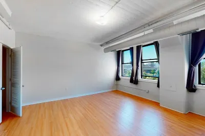 210 South Street #10-4