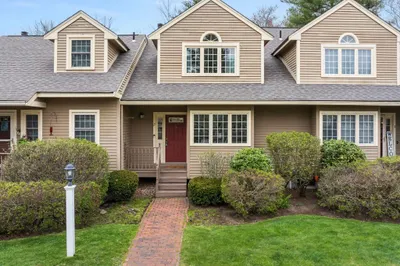 2 Turnbridge Ln #2