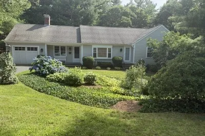 263 Oxford Dr 1
