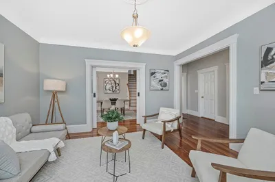 10 Josephine Avenue #1