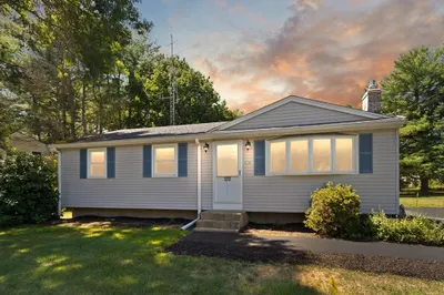 525 Elm St 1