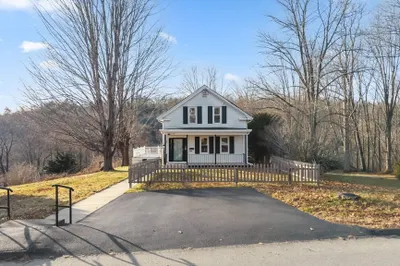 249 Pleasant St