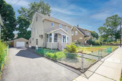 64 Ridgewood Avenue