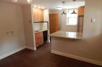 31 Decatur St #B