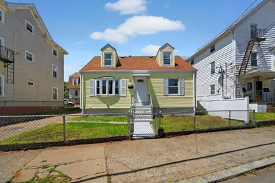 111 Cleveland St 1