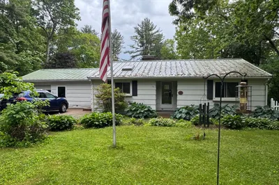 48 Clearview Dr