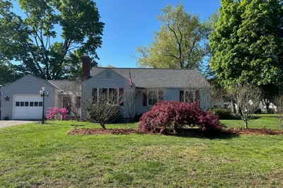 65 Brookside Circle