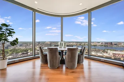 1 Dalton St #3301