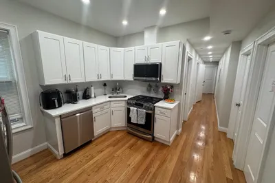 910 East 4th Street #1