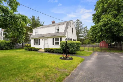 464 Ralph Talbot St 1