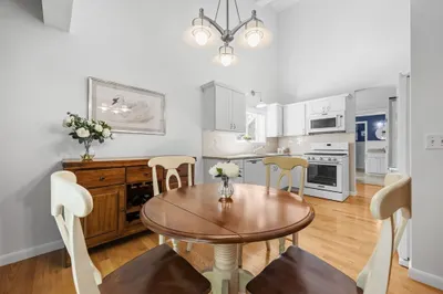 56 Southpoint Dr #56 1