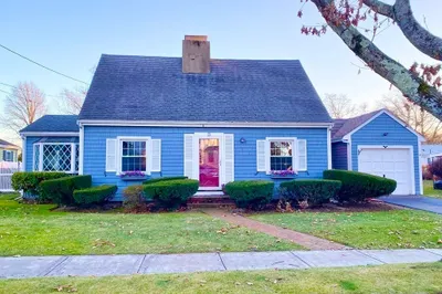 7 Andrews Road 1