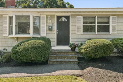 12 Rita Rd