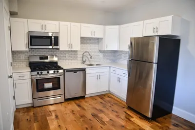 155 Chelsea Street #2