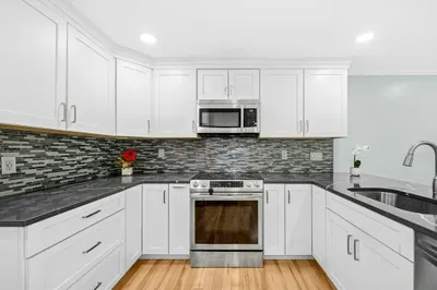 89 E Hartford Ave #3D