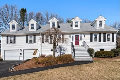120 Carroll Avenue 1