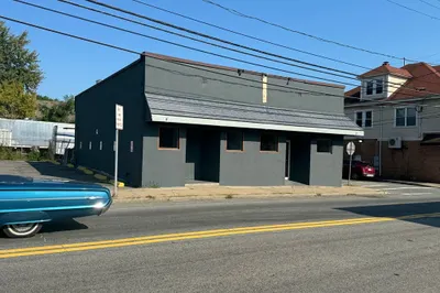 164-166 S Main St