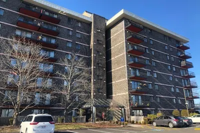 500 Washington St #604