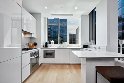 133 Seaport Blvd #1703
