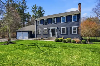 23 Olde Farm Road 1