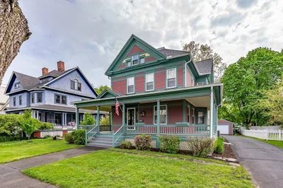 20 Holland Ave 1