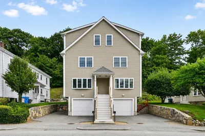 89 Overland Rd #2 1