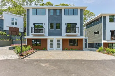 50 Nelson Ave #6 1