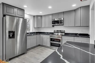 441 Summer St 1