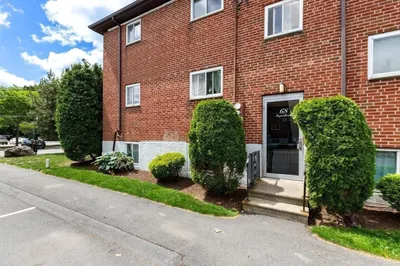 68 Bryon Rd #5